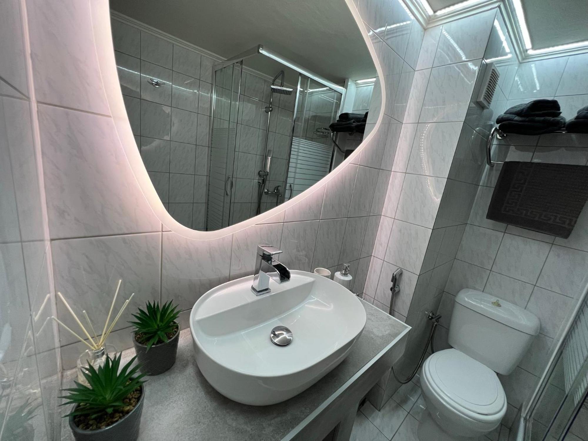 Supreme City Heart Apartment Alexandroupoli Exterior photo